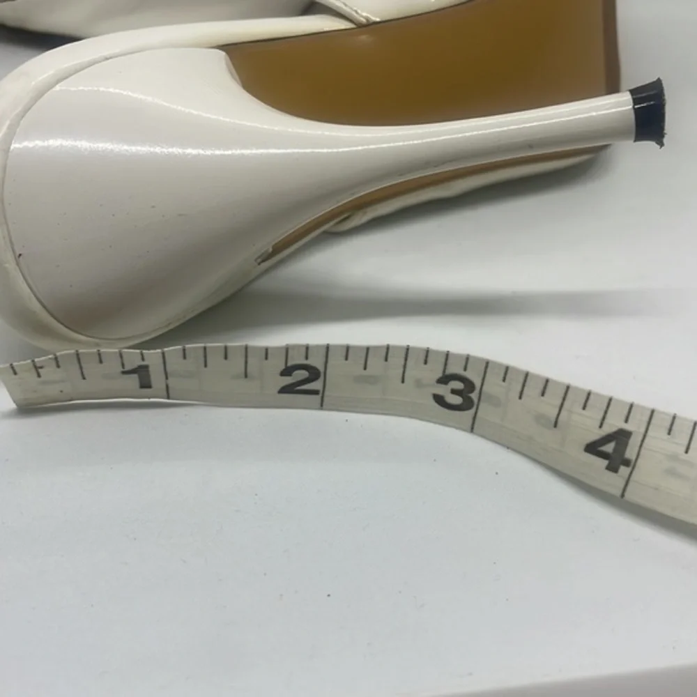 TOLEEAO shoes ivory shiny with gold accents jeweled bow size 7 or 38